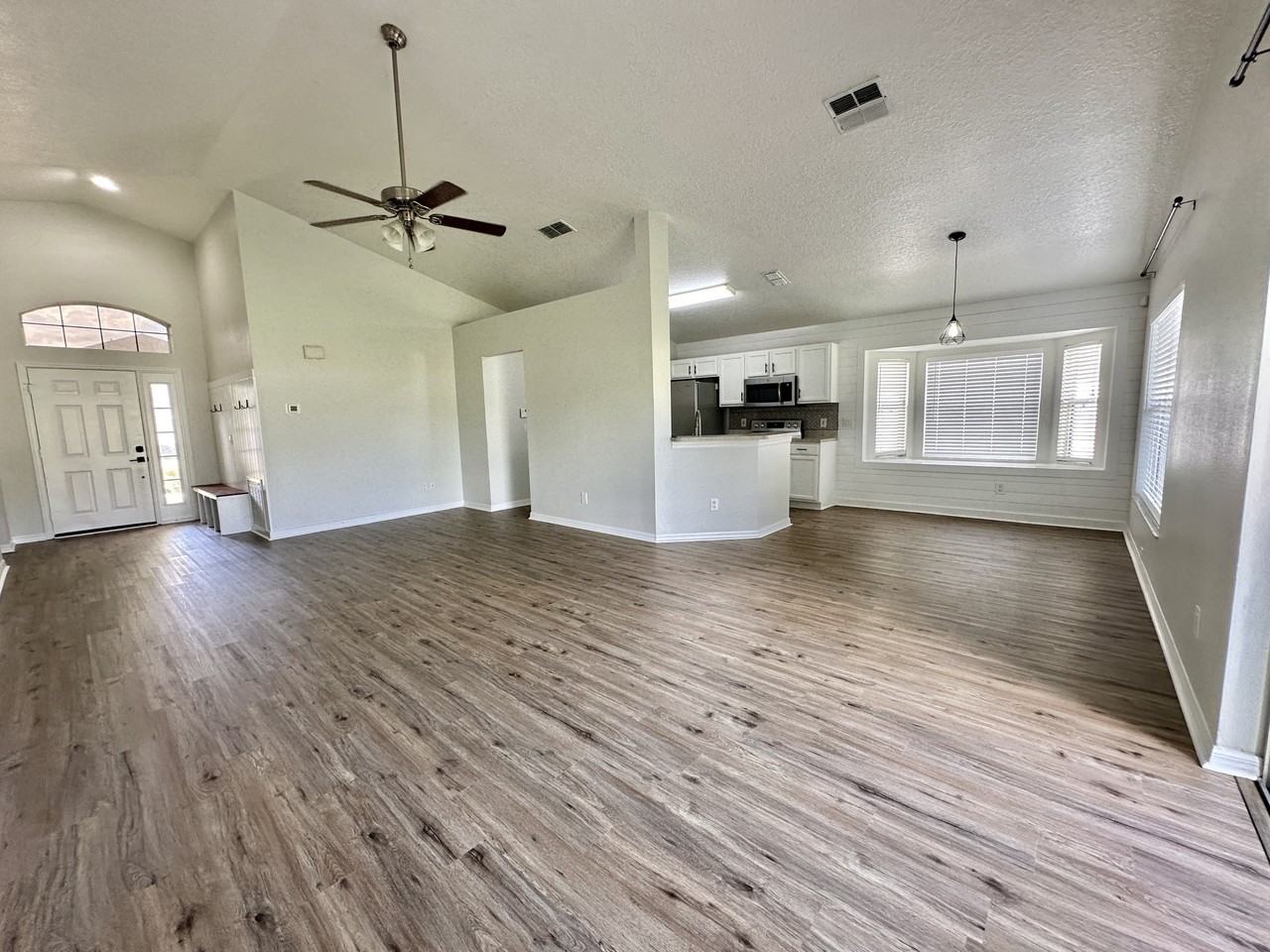 5339 Los Palma Vista Dr #1 - Photo 3 of 15