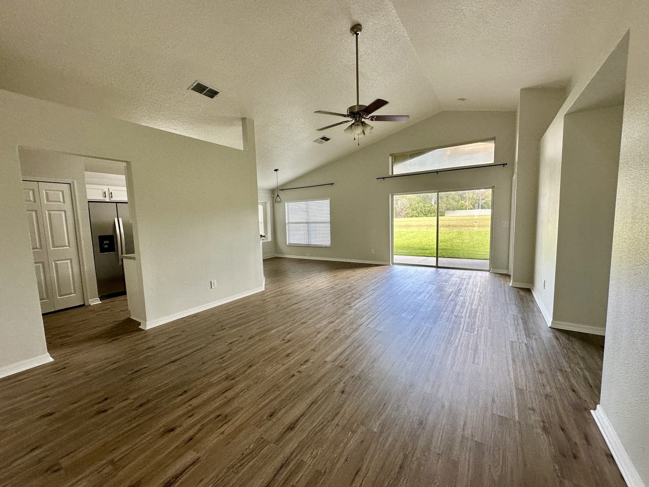 5339 Los Palma Vista Dr #1 - Photo 4 of 15
