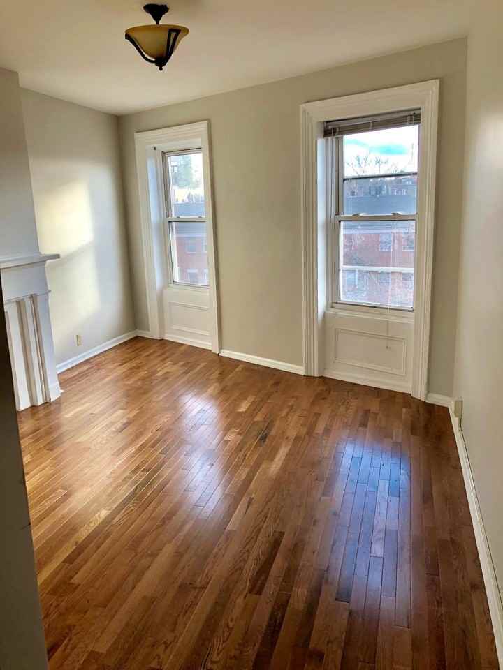 264 Newark Ave #5 - Photo 6 of 8