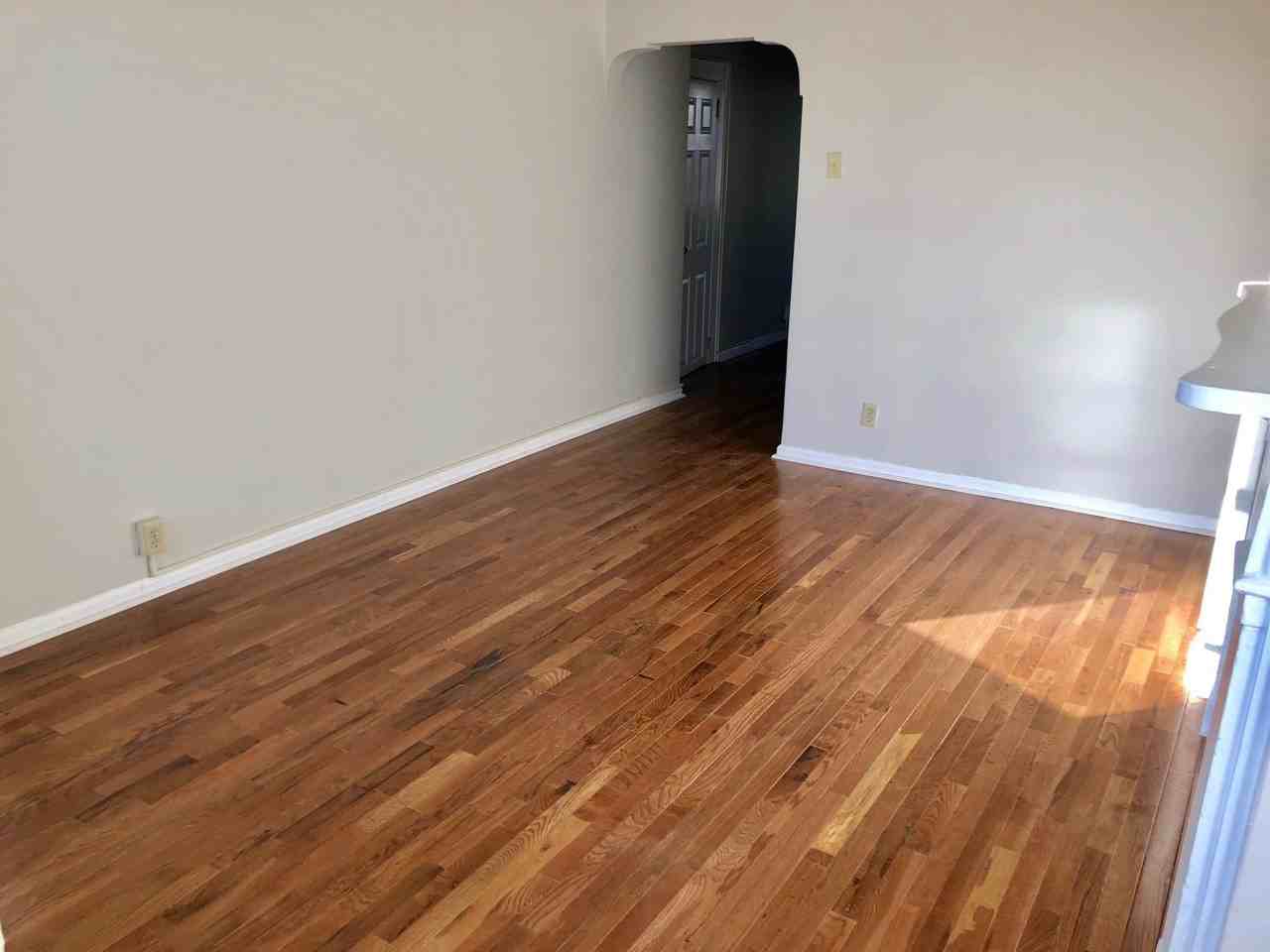 264 Newark Ave #5 - Photo 7 of 8