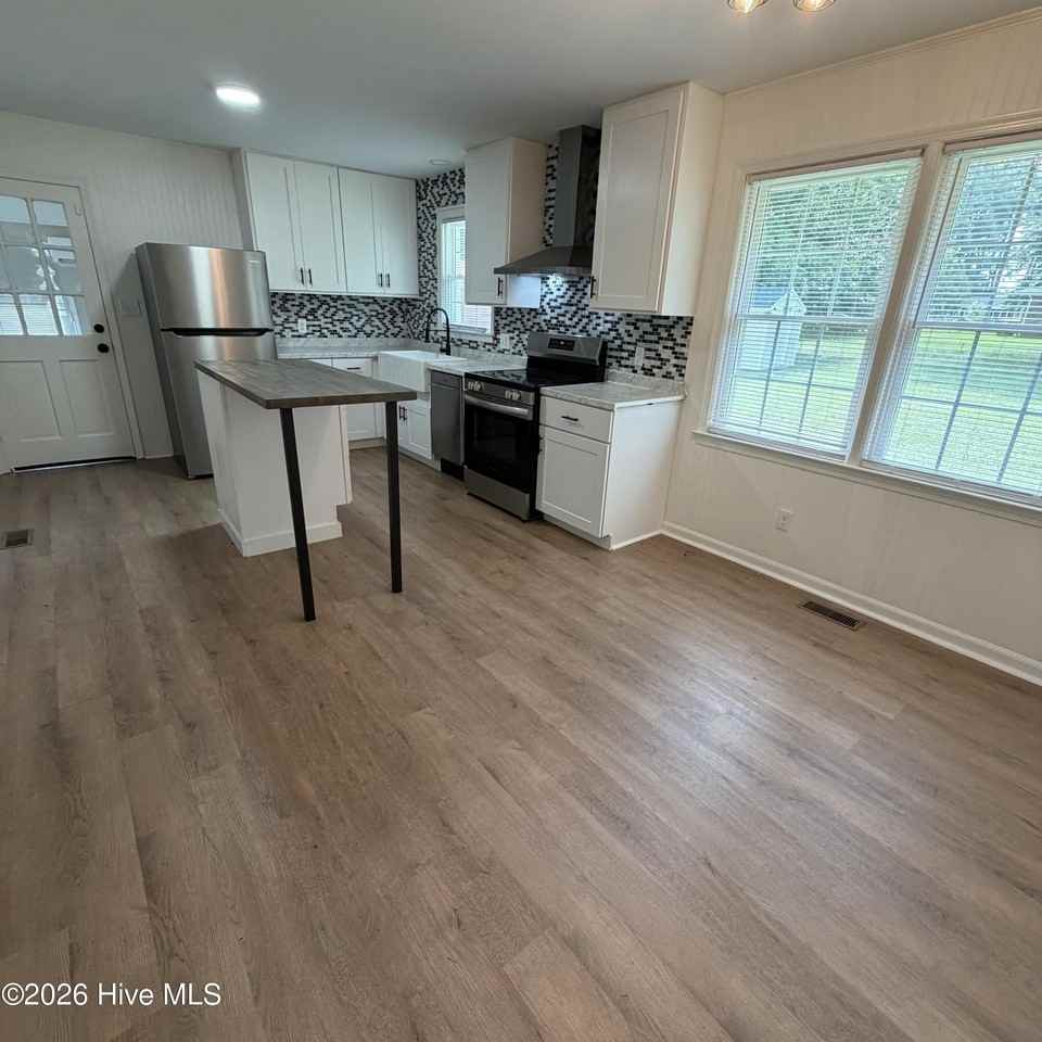1931 L T Hardee Rd - Photo 4 of 20