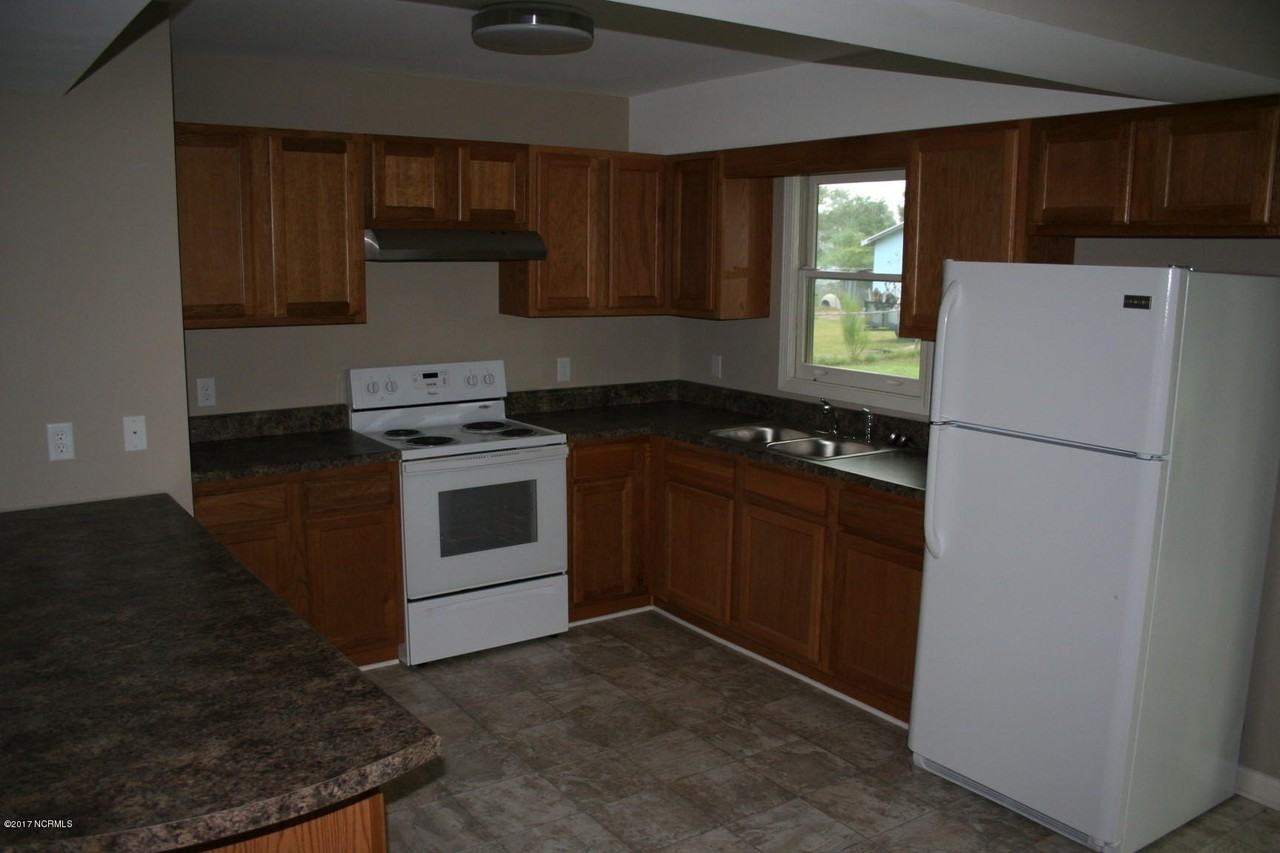1271 Piney Green Rd - Photo 3 of 12