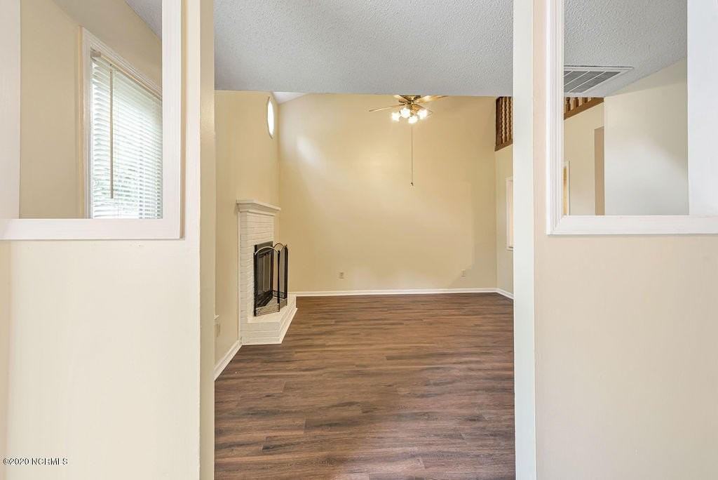 350 W Frances St - Photo 4 of 25