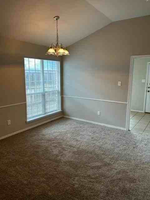 6705 88th St - Photo 4 of 11