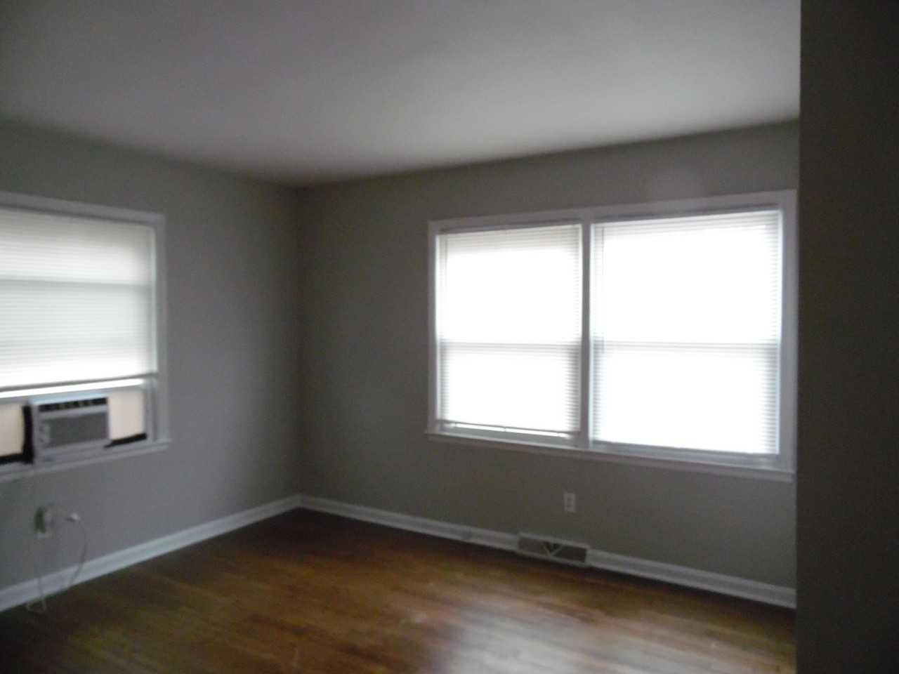 2157 Cypress Dr #G - Photo 4 of 5