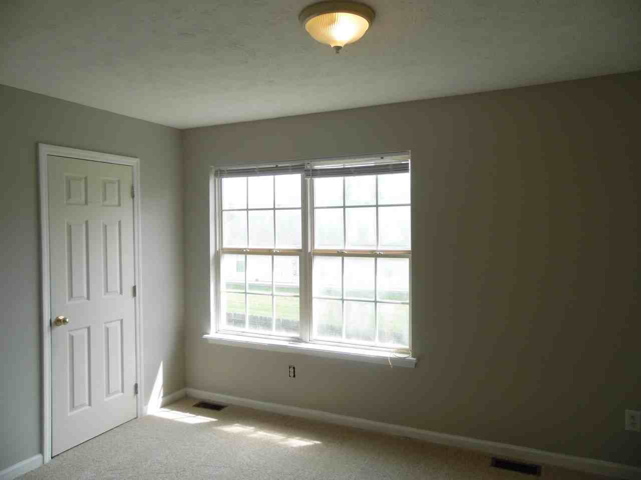 902 Wabarto Way - Photo 4 of 7