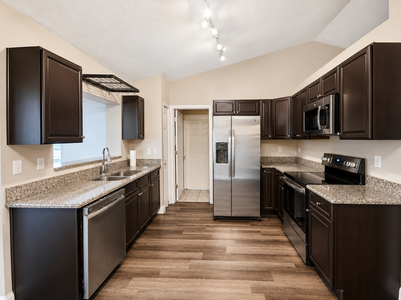 326 Colonade Ct #1 - Photo 5 of 13