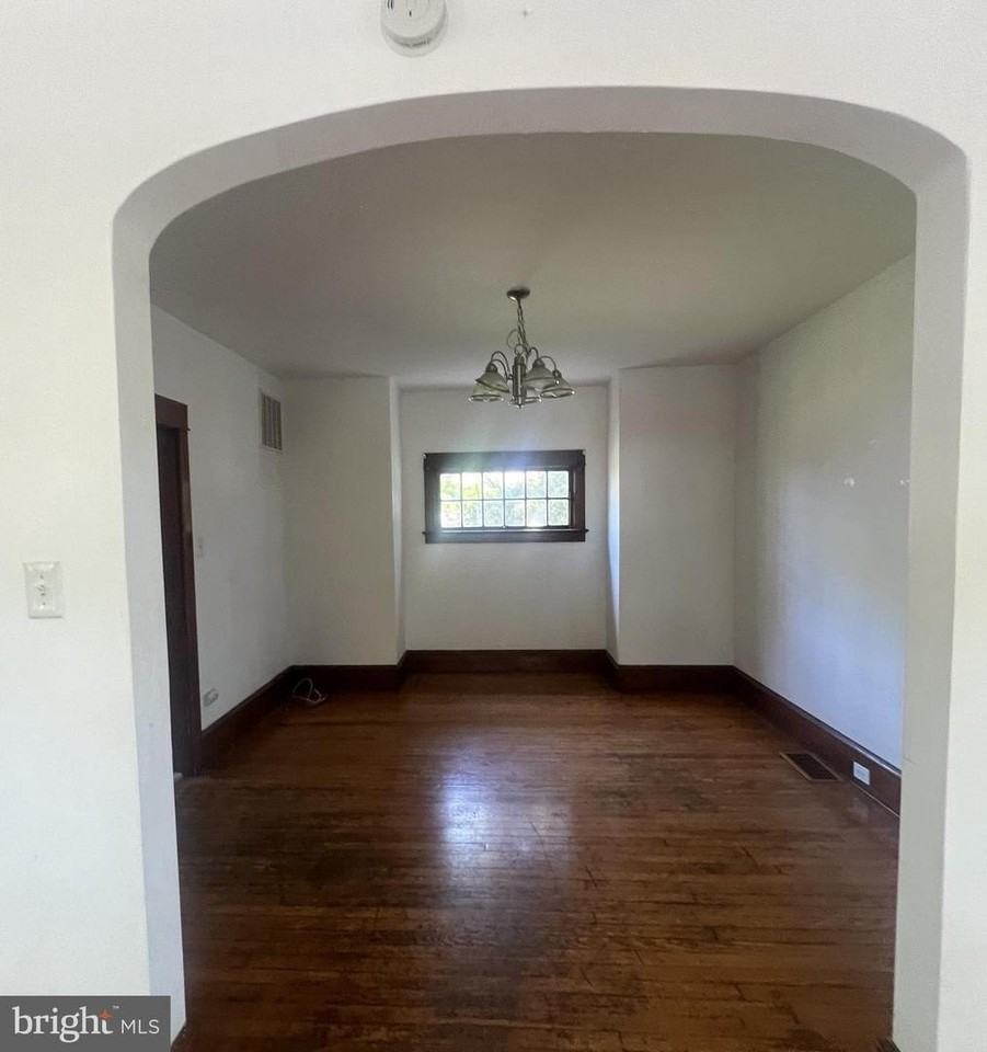 20 Normal Blvd - Photo 6 of 17