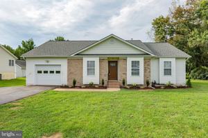 featured image of 205 Old Landing Ct