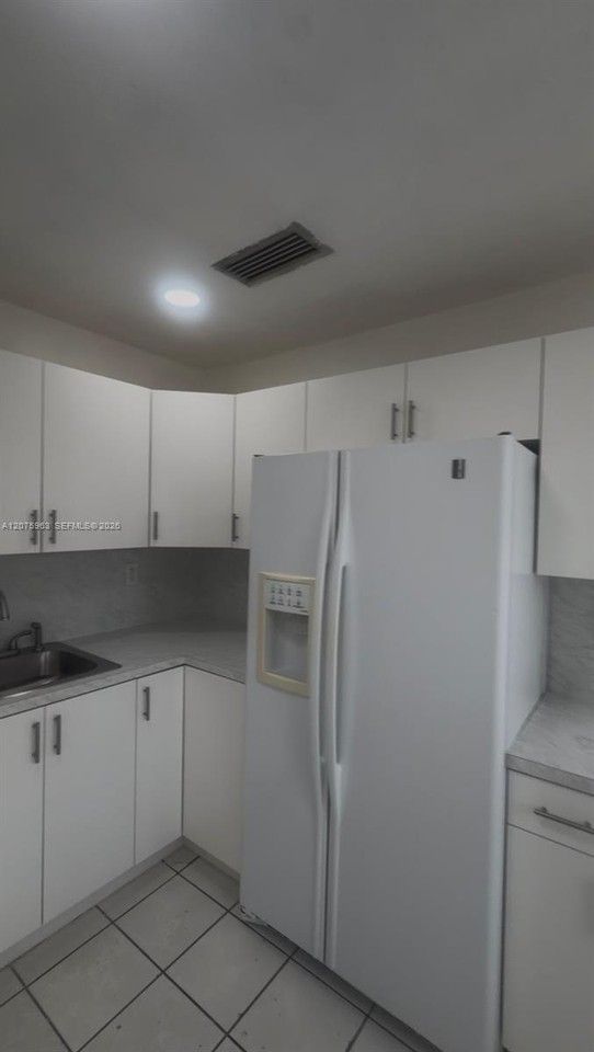 3821 Sw 89th Ct - Photo 6 of 8