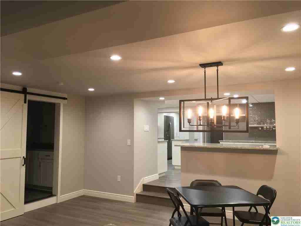 125 E Broad St #BS - Photo 5 of 11