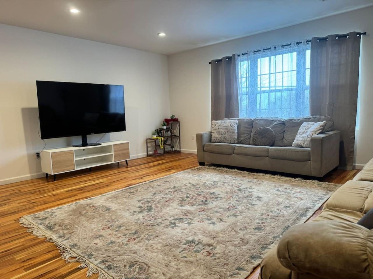 Morris Ave - Photo 4 of 10