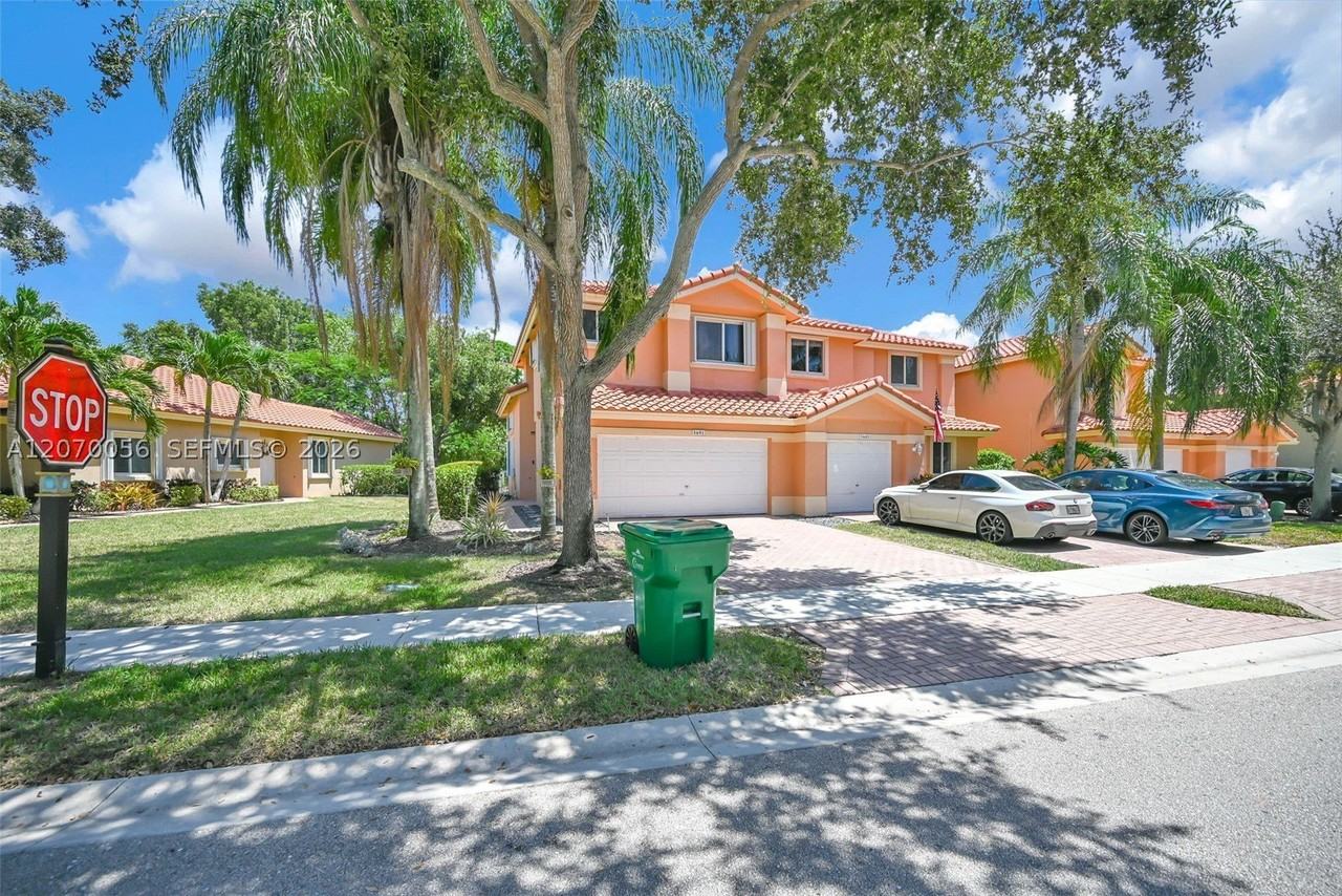 5691 Nw 125th Ave - Photo 7 of 50