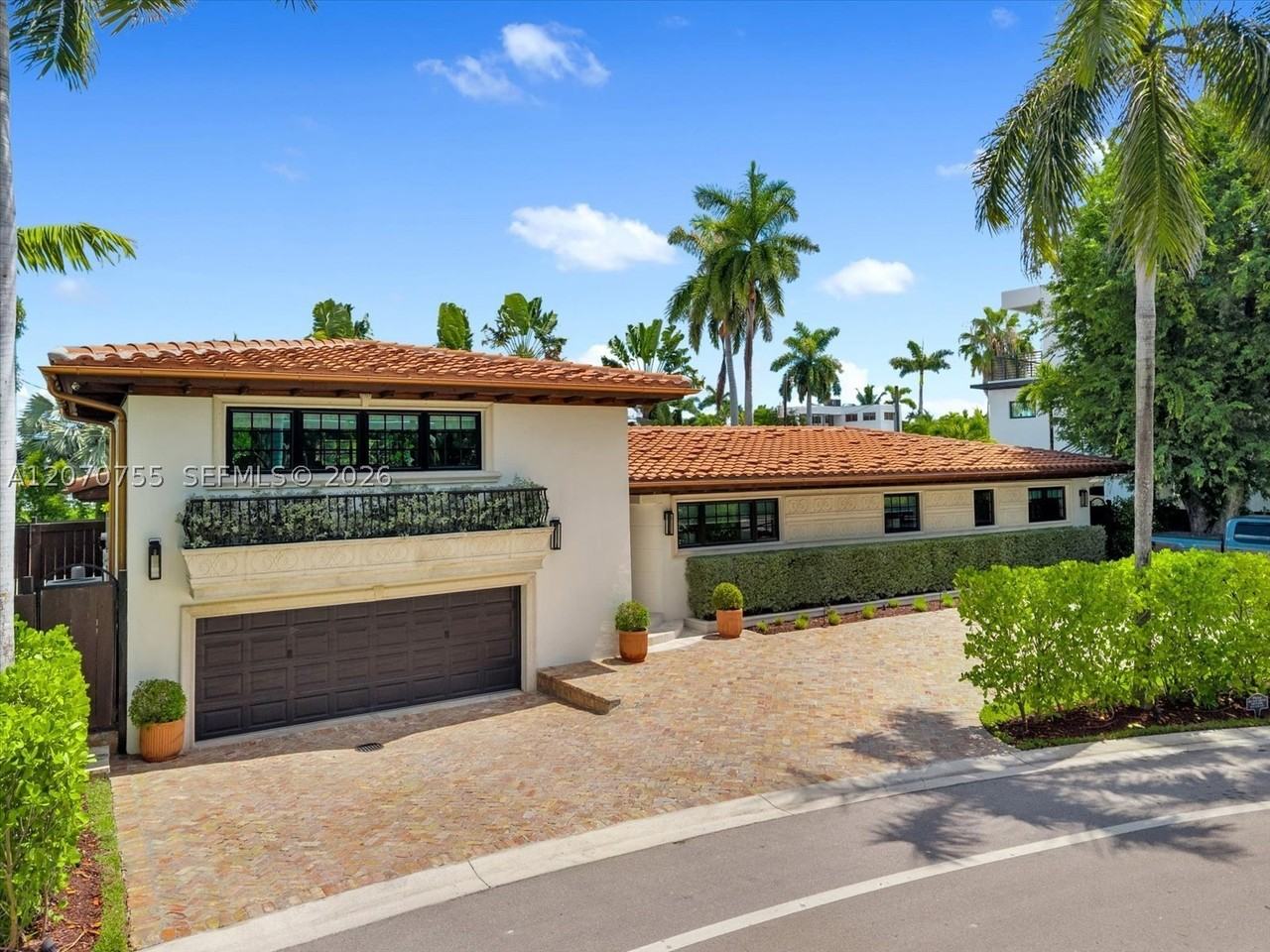 287 Palm Ave - Photo 2 of 37