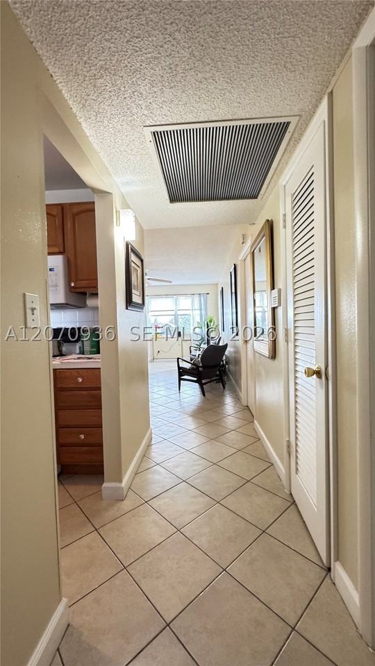 2200 Park Ln #311