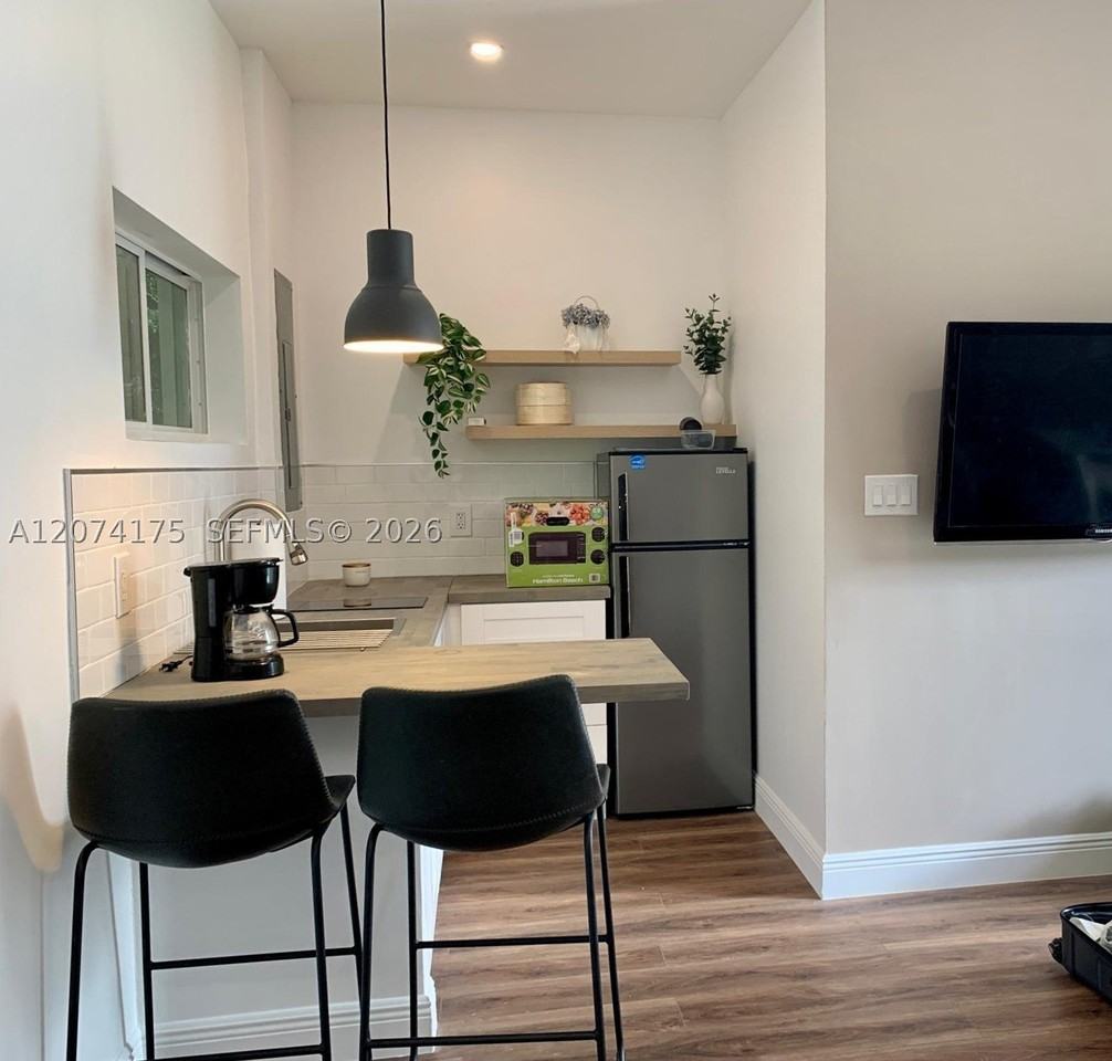 14921 N Spur Dr #1 - Photo 4 of 12