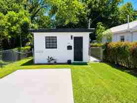 802 Nw 3rd Ter - Photo 1 of 1