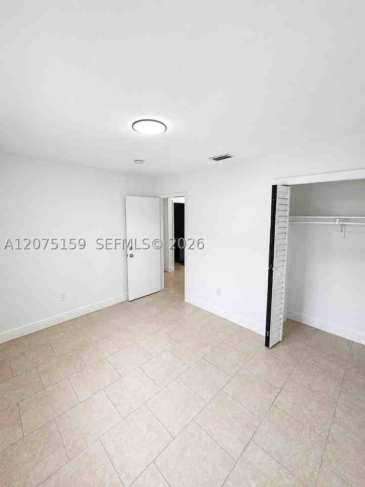 20600 Sw 118th Pl - Photo 7 of 10