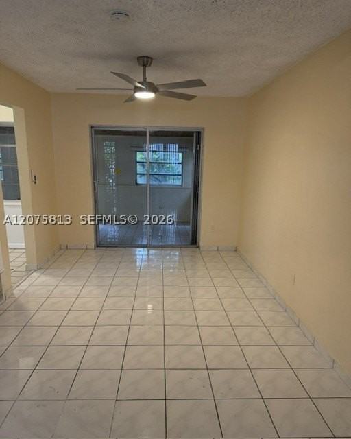 10565 Sw 156th Ln #0 - Photo 7 of 26