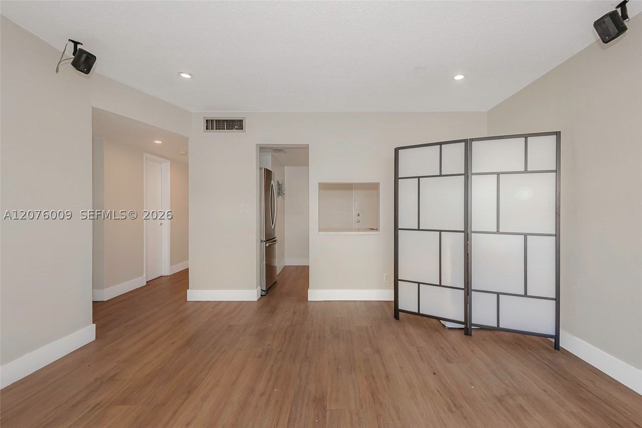 16800 Ne 15th Ave #115 - Photo 5 of 22