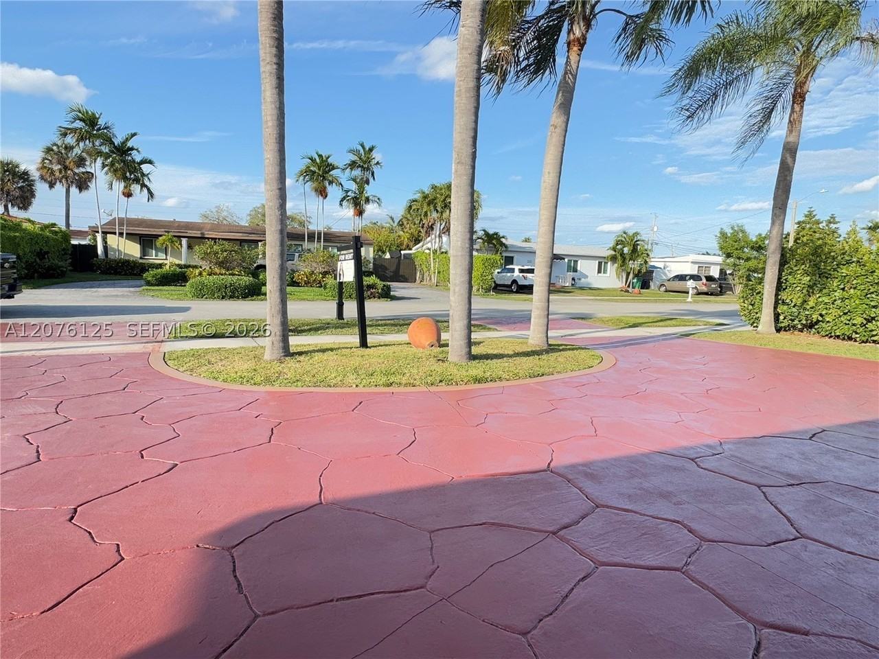 10330 Sw 35th Ter #0 - Photo 4 of 19