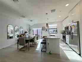 10413 Nw 82nd St #3 - Photo 1 of 1