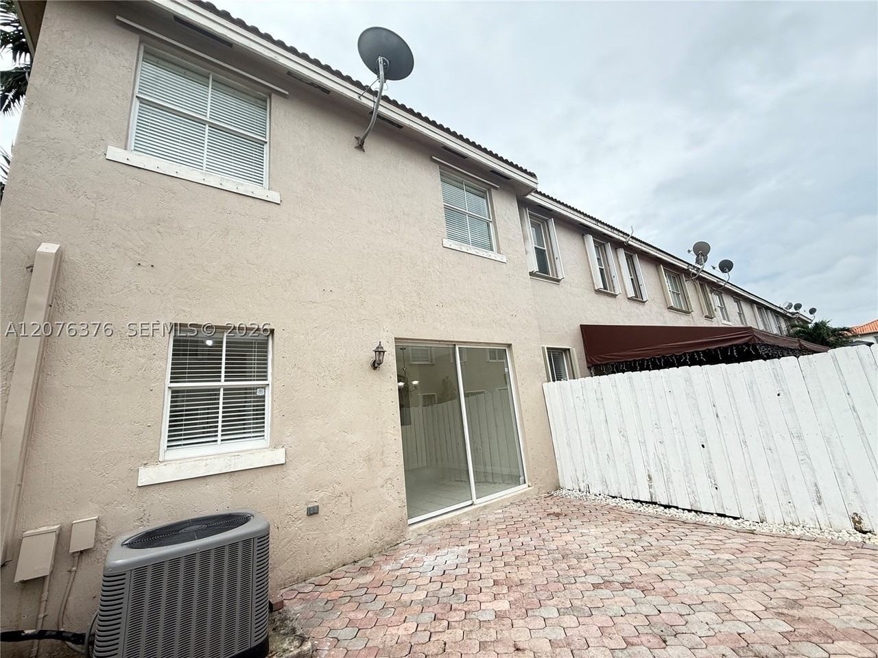 15131 Sw 23rd Ln #0 - Photo 7 of 21