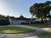4901 Sw 95th Ct - Photo 1 of 1