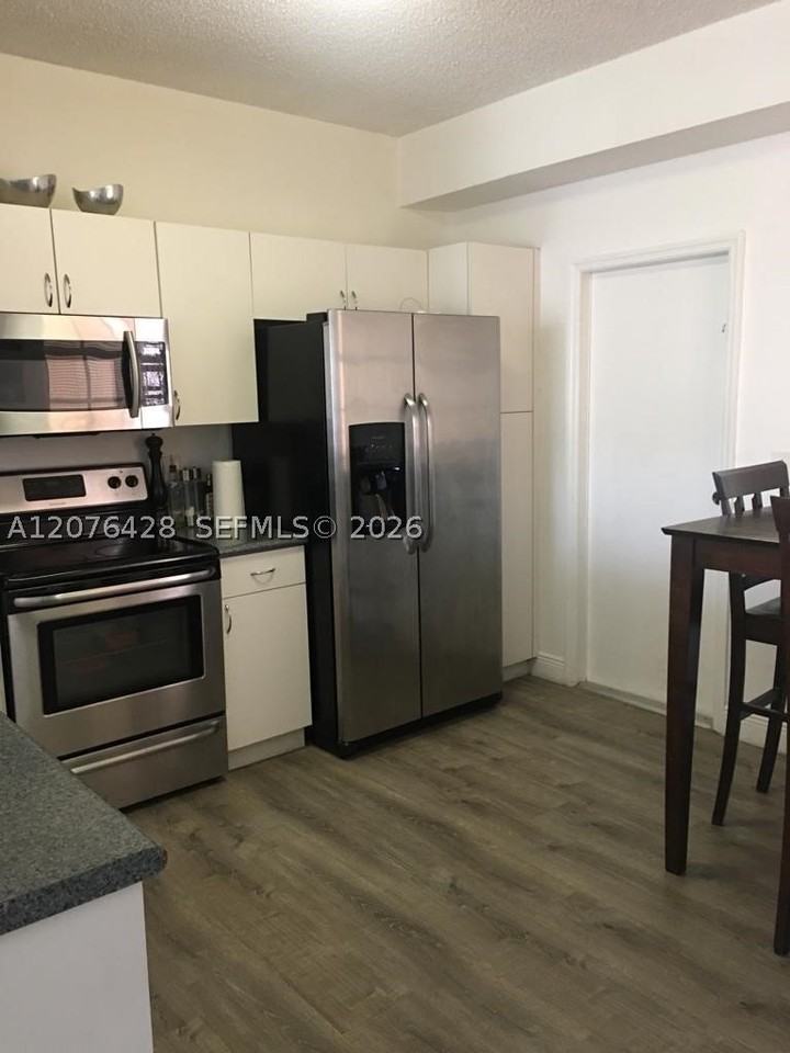 3870 San Simeon Cir #0 - Photo 3 of 19