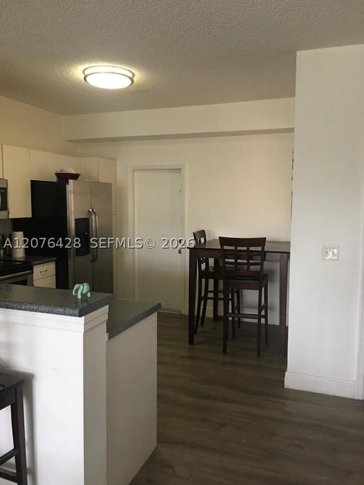 3870 San Simeon Cir #0 - Photo 4 of 19