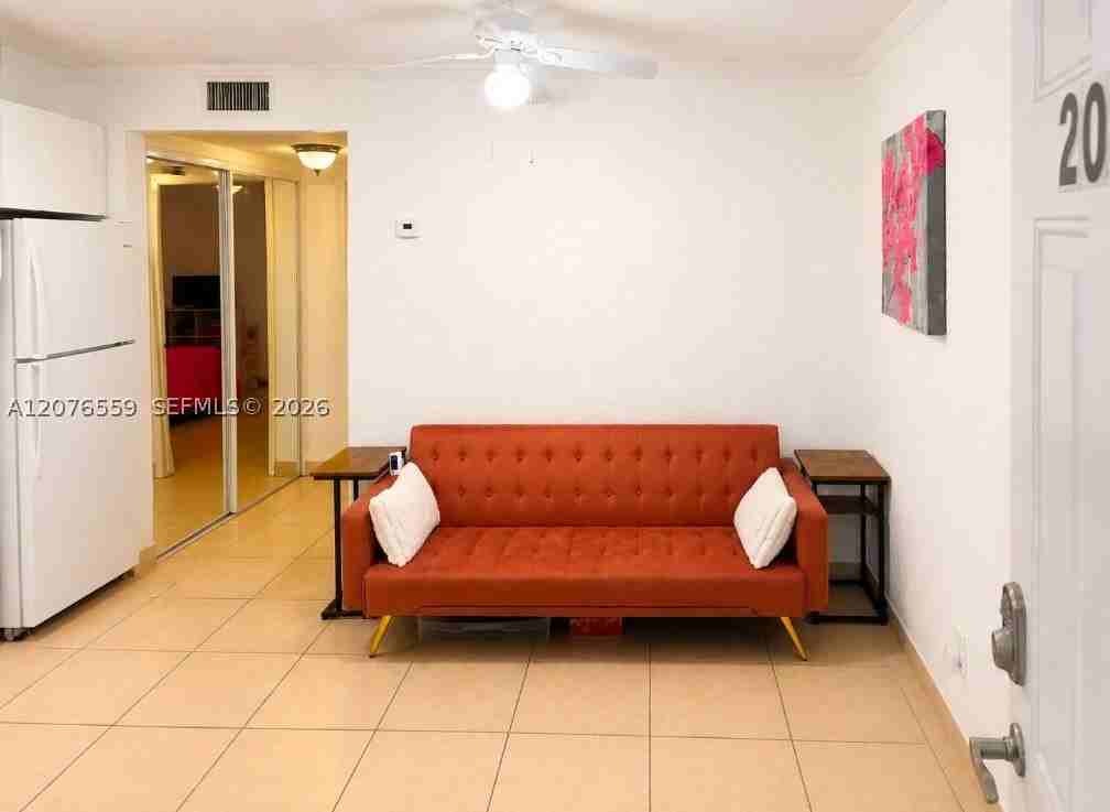 528 Meridian Ave #202A - Photo 2 of 11