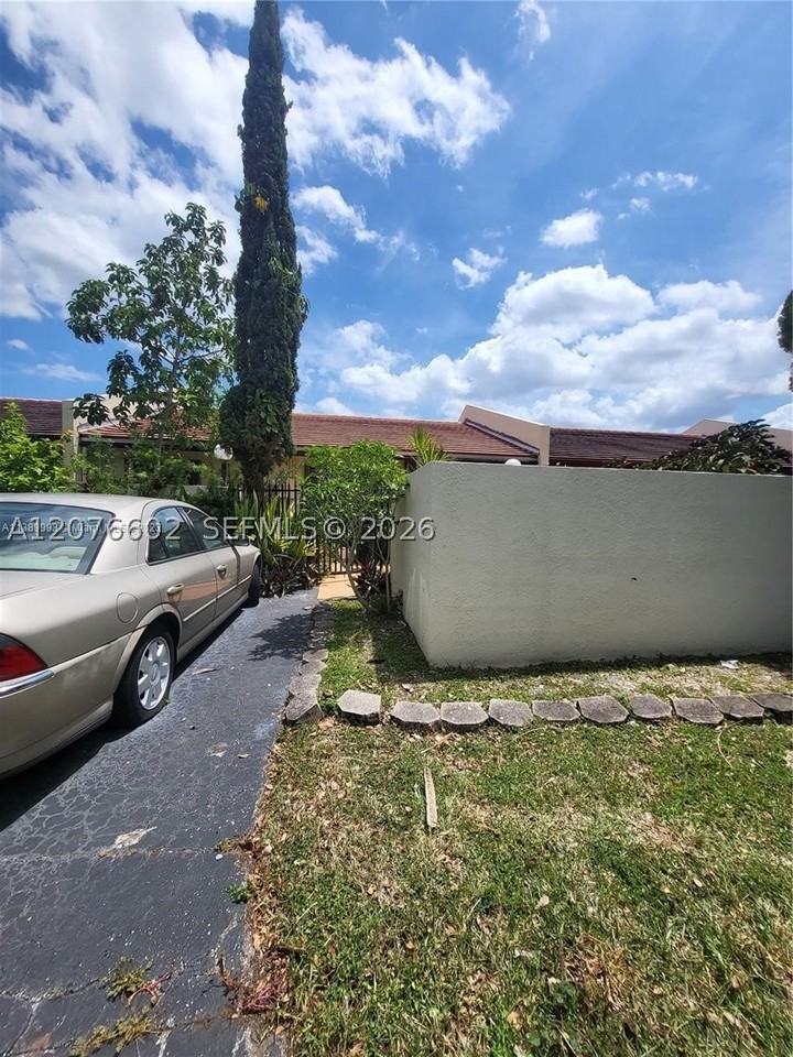 5834 Sw 144th Circle Pl #1