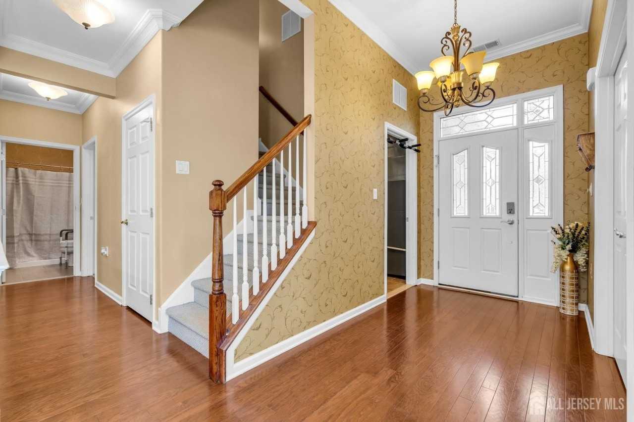 10 Nappa Ct - Photo 5 of 40