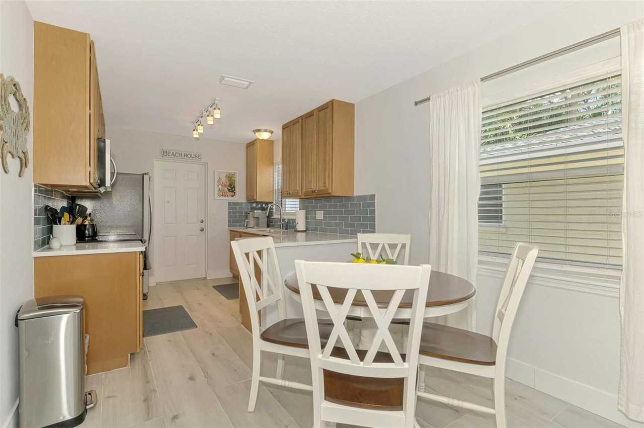 1137 N Moonmist Ct #L7 - Photo 6 of 50