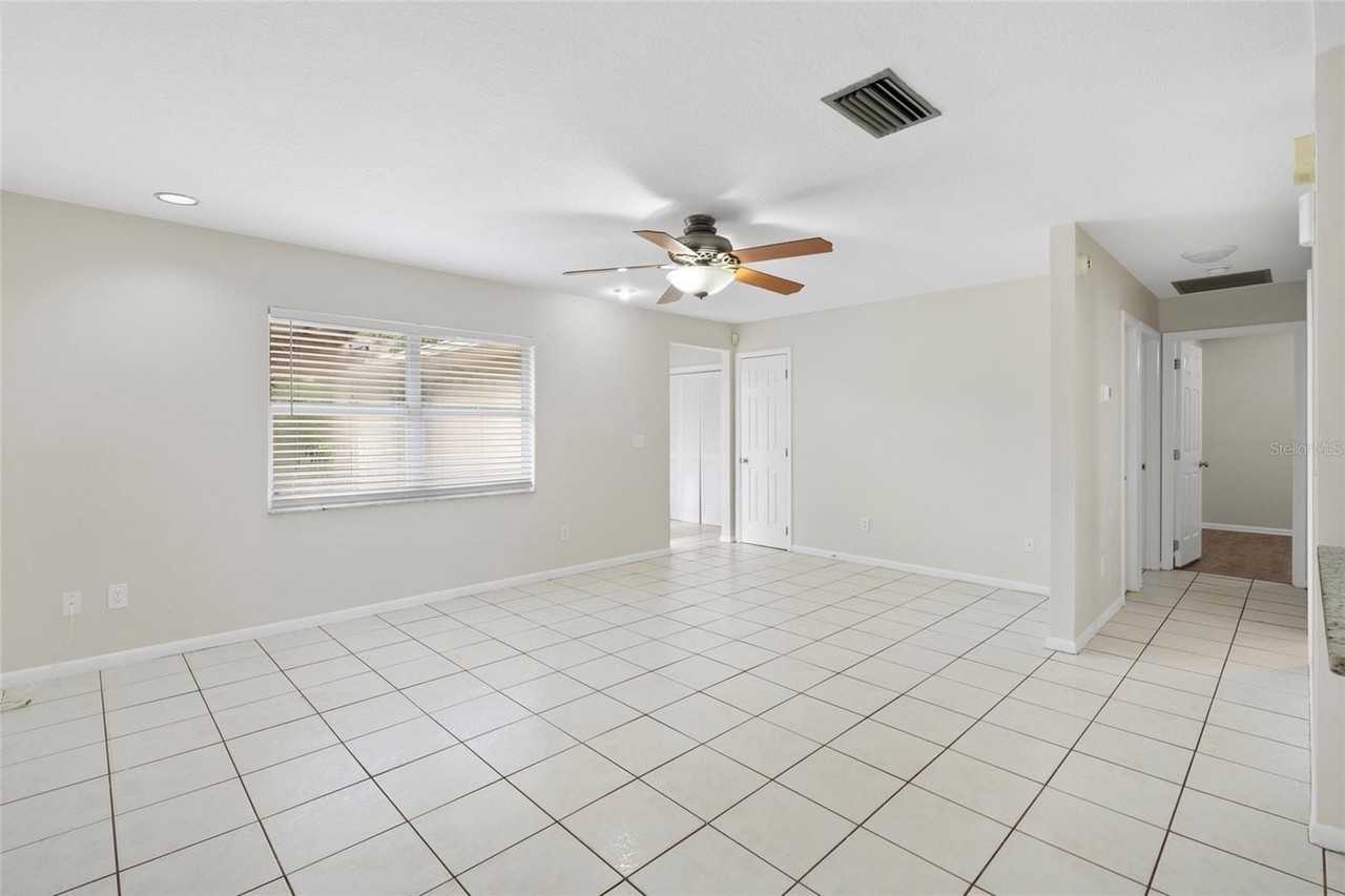 17951 Dangler Rd - Photo 4 of 34