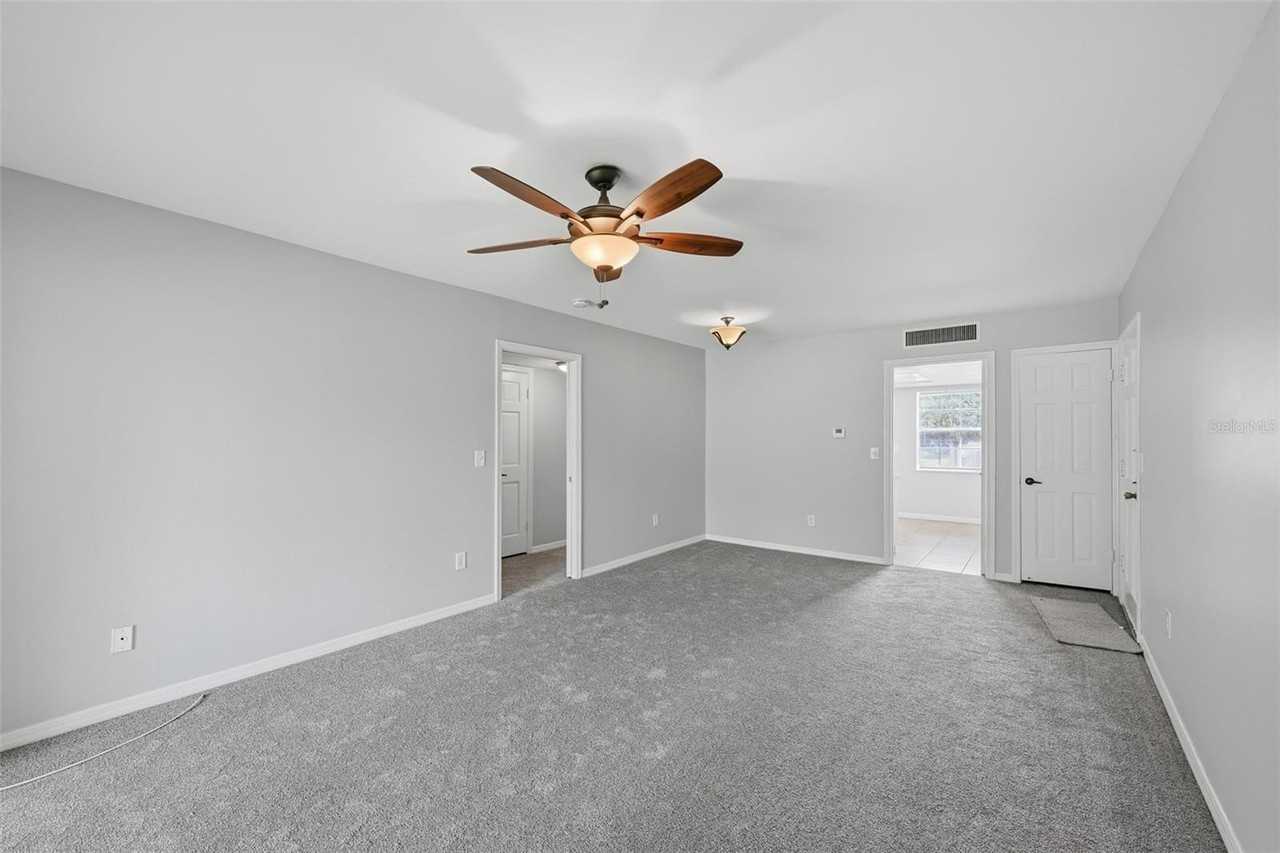 10342 Carrollwood Ln #168 - Photo 6 of 39