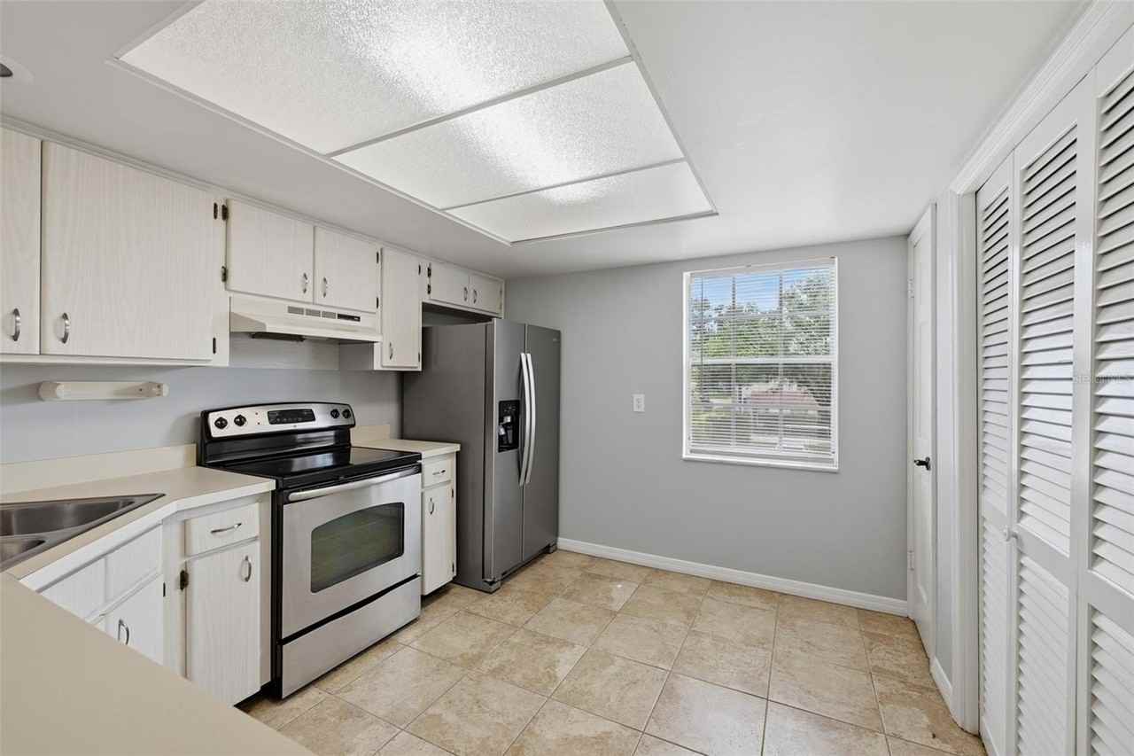 10342 Carrollwood Ln #168 - Photo 7 of 39
