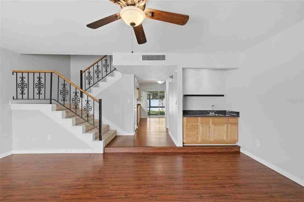 10315 Carrollwood Ln #14 - Photo 4 of 39