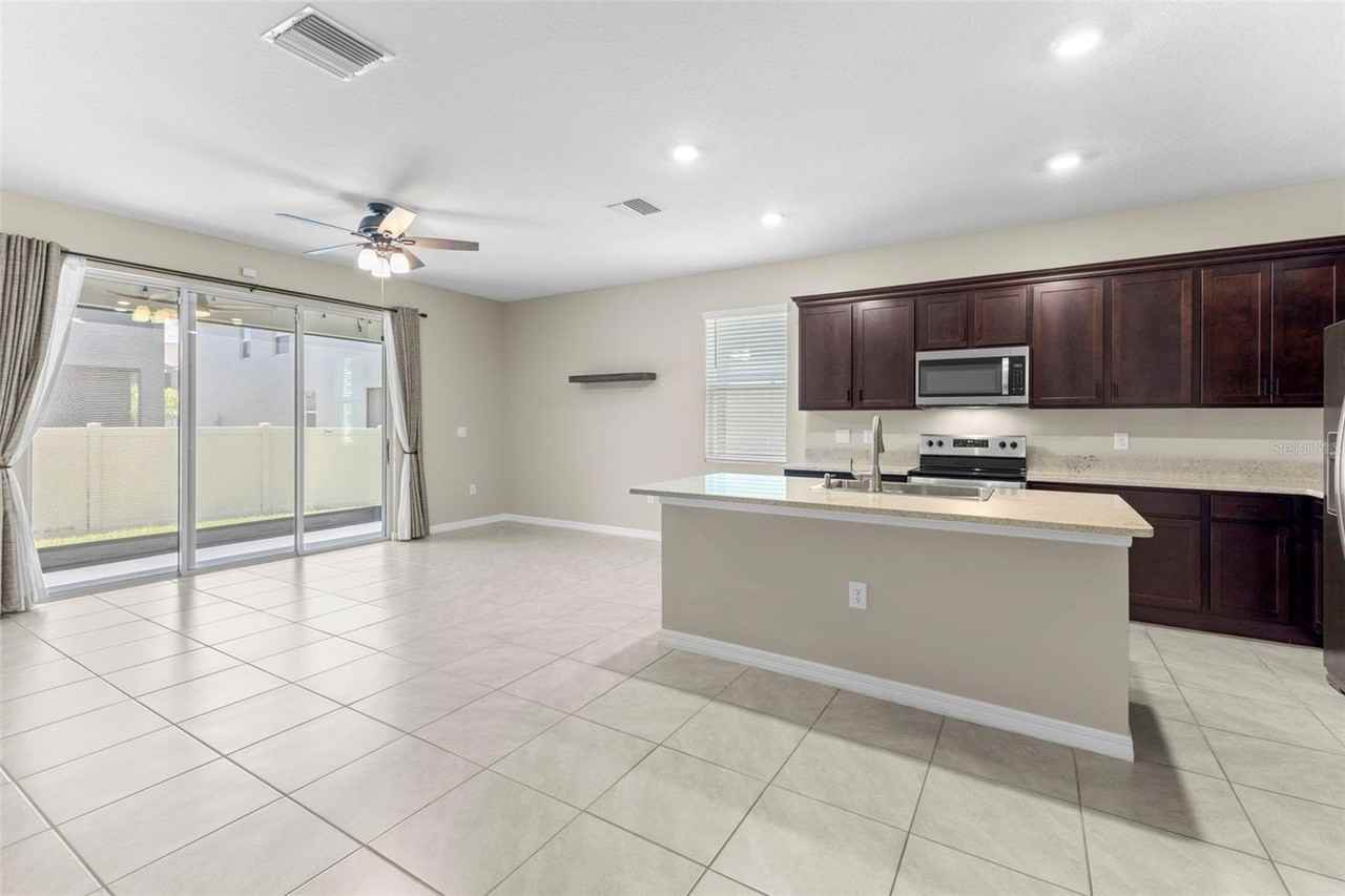 2908 Evergreen Elm Pass - Photo 3 of 35