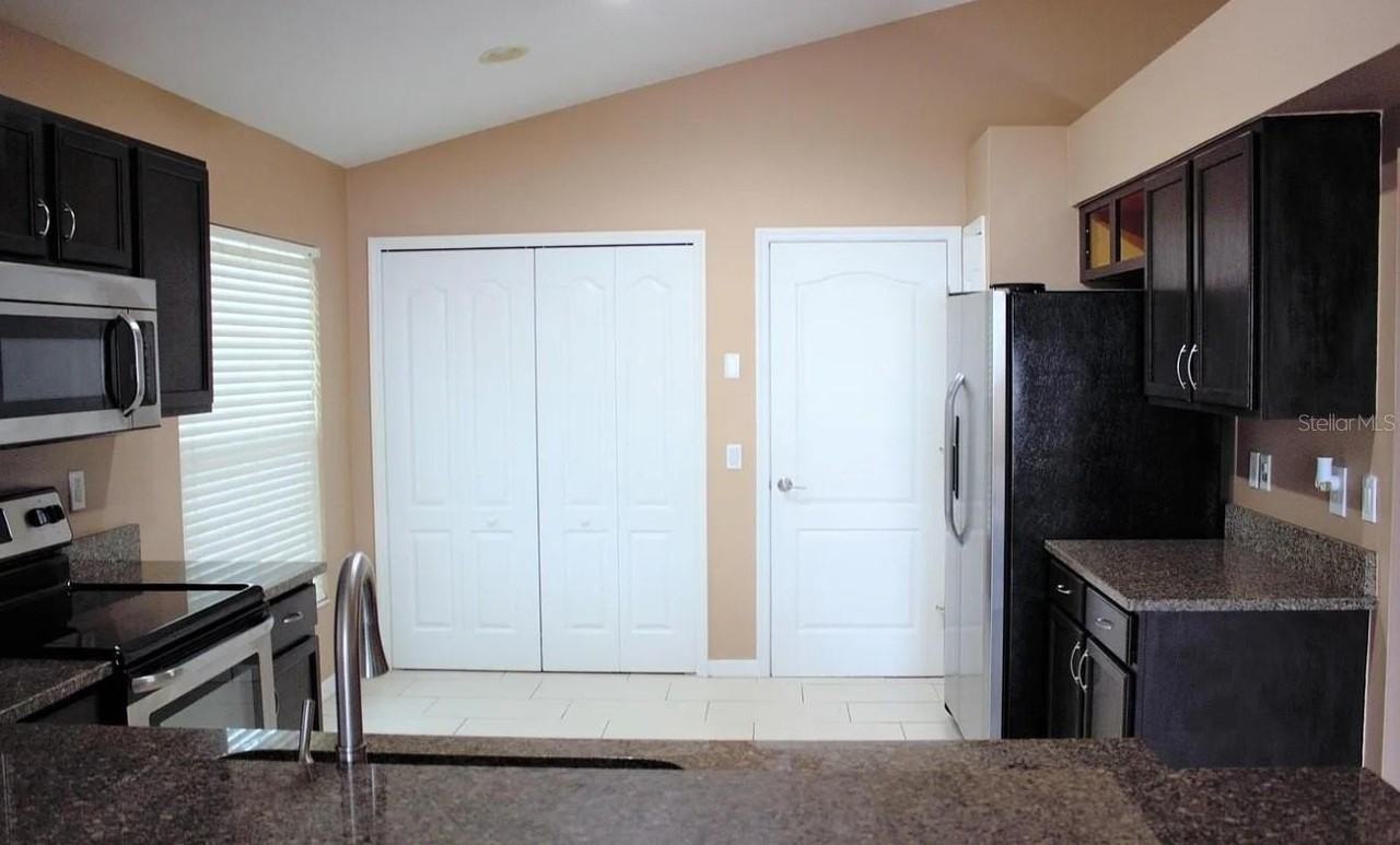 6414 Open Pasture Ct - Photo 7 of 14