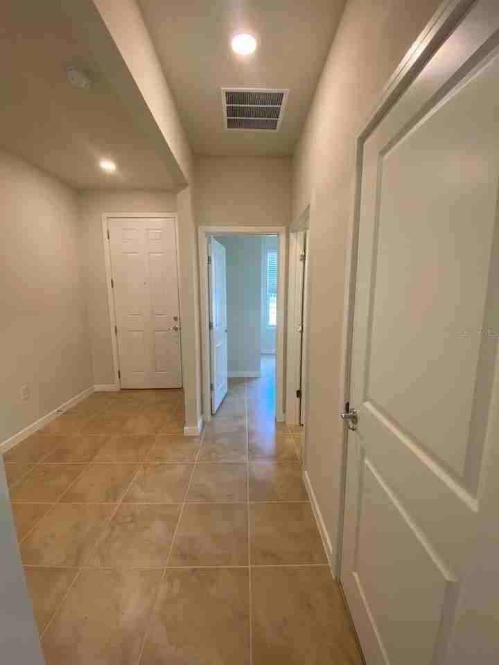 5060 Sparkling Water Way - Photo 3 of 41