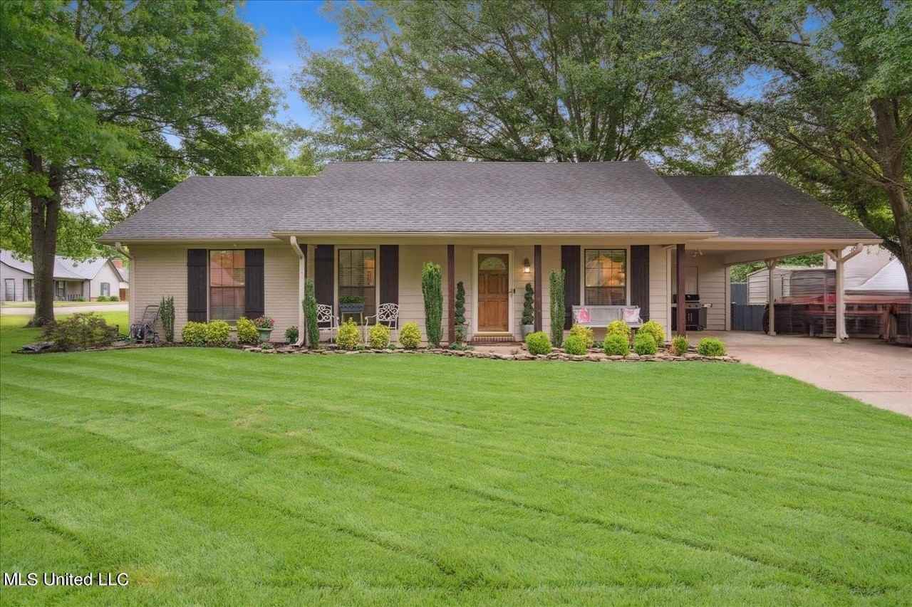 6772 Ashland Dr