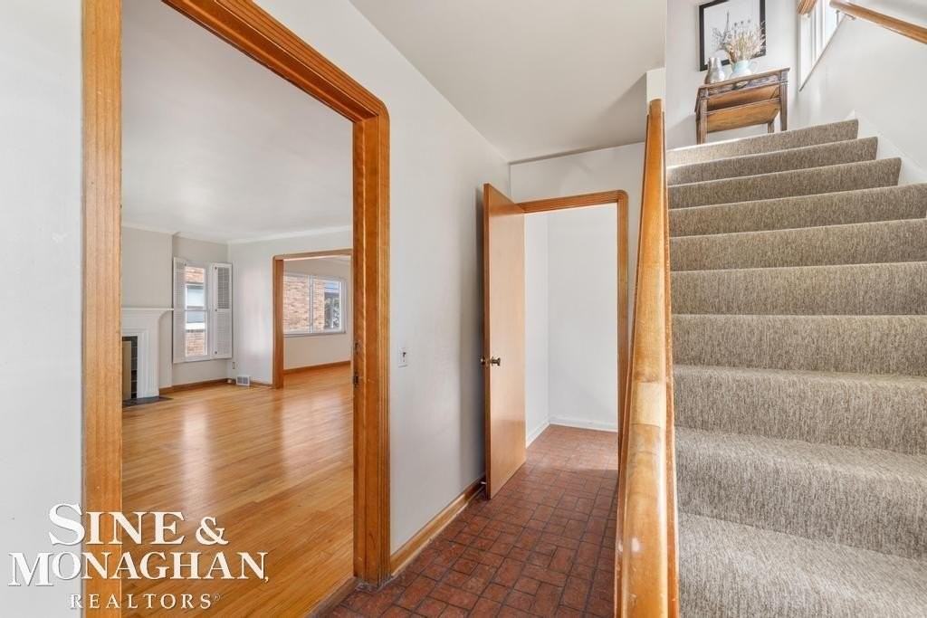 1332 Somerset Ave - Photo 3 of 32