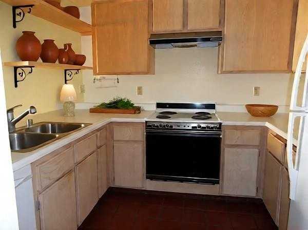 525 Monte Vista Ave - Photo 2 of 4