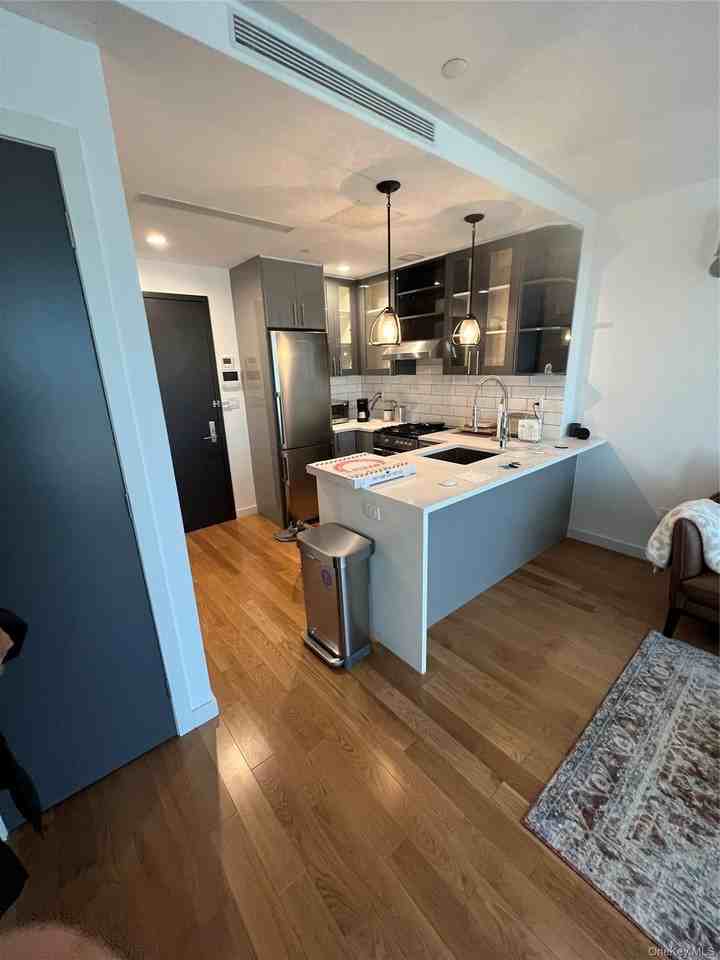 4121 23rd St #3A - Photo 4 of 8