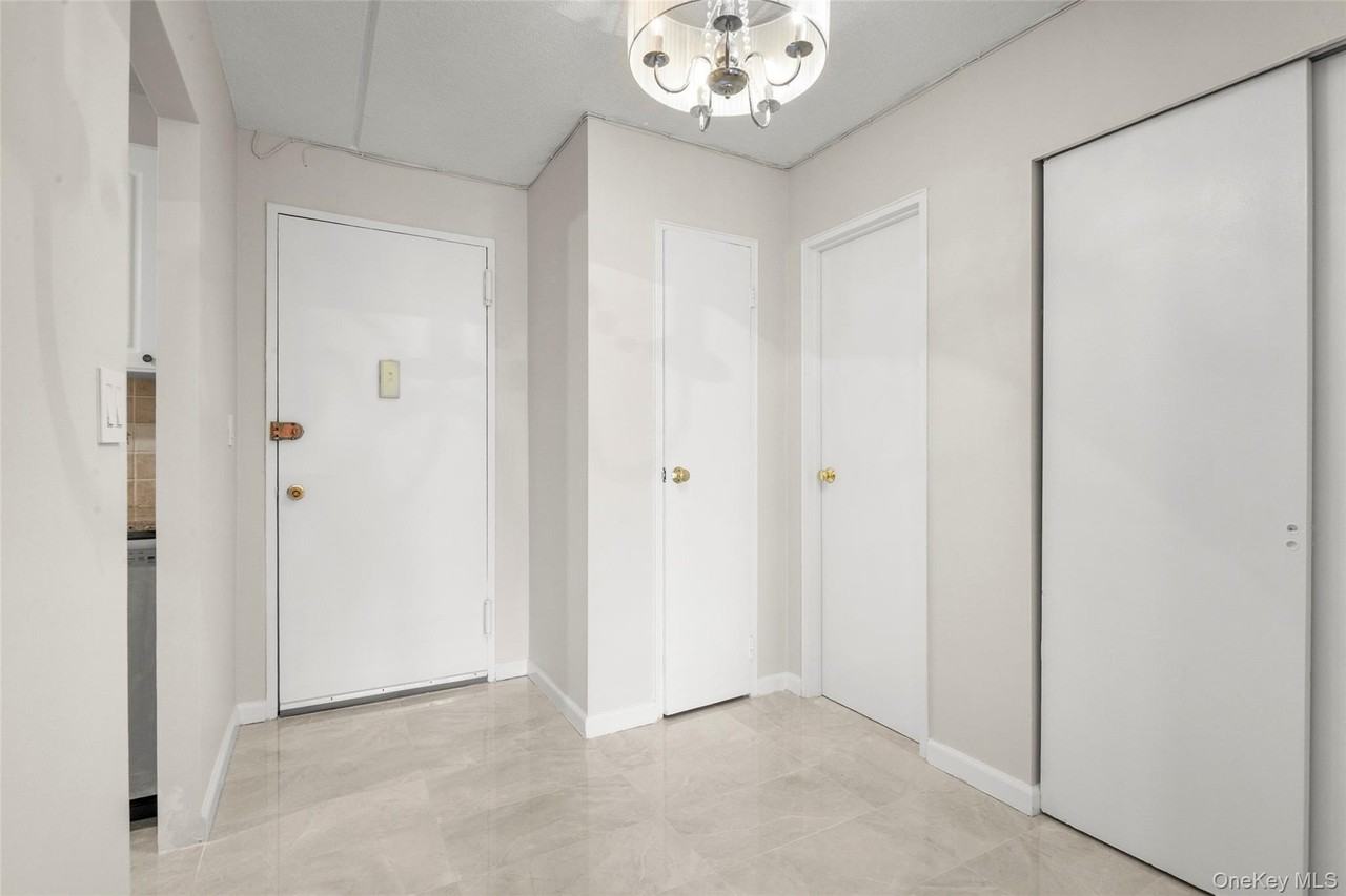 1 Consulate Dr Ste 1 #3F - Photo 2 of 19