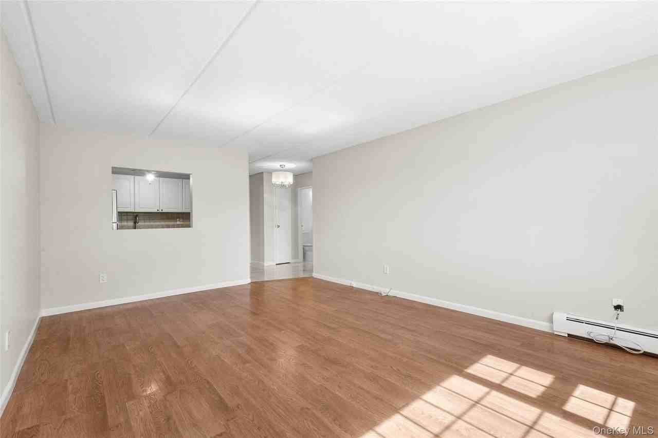 1 Consulate Dr Ste 1 #3F - Photo 5 of 19