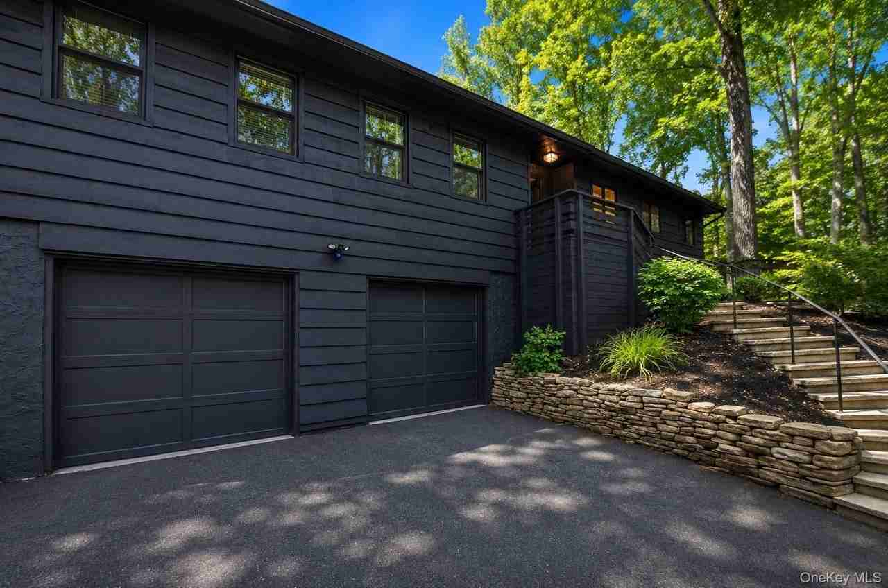 111 Fleets Cove Rd - Photo 2 of 20