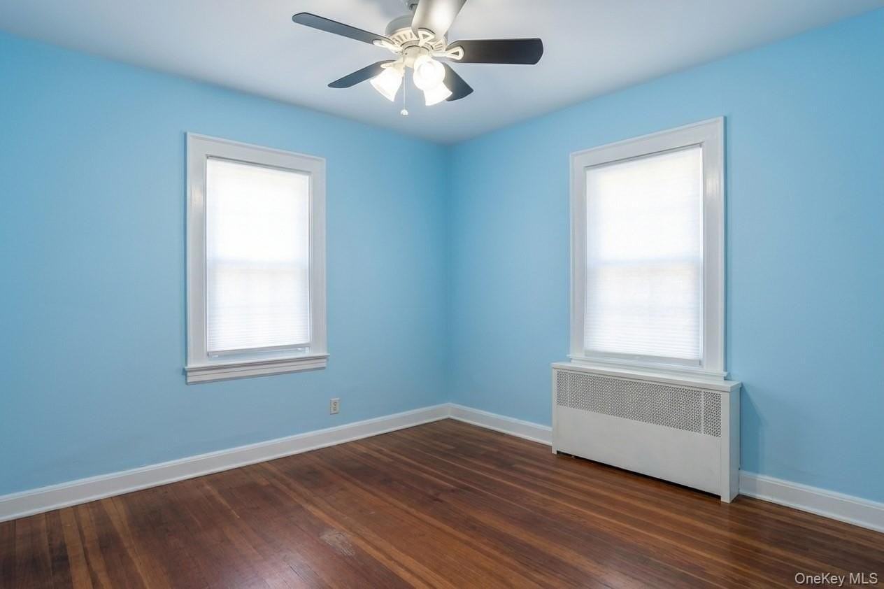 8 Washington Pl - Photo 4 of 10