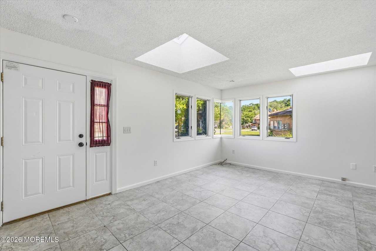 85 Brandywine Ct #295 - Photo 6 of 21